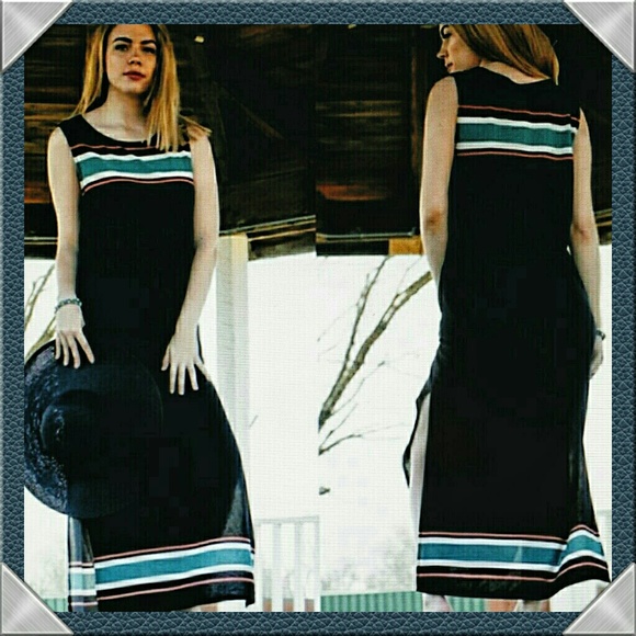 New Arrival.. POCKET MAXI DRESS - Picture 3 of 7